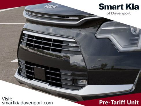 New 2025 Kia Niro EX Touring image 12