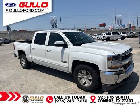 Used 2018 Chevrolet Silverado 1500 LT w/ Texas Edition RWD image 3