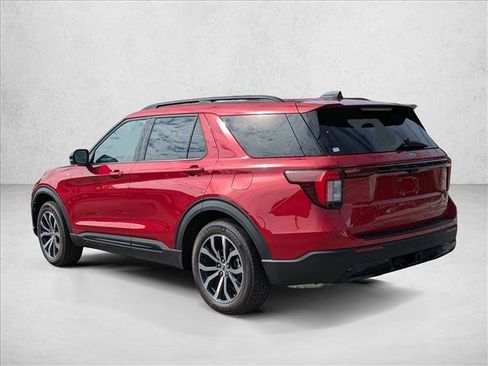 New 2025 Ford Explorer ST-Line image 2