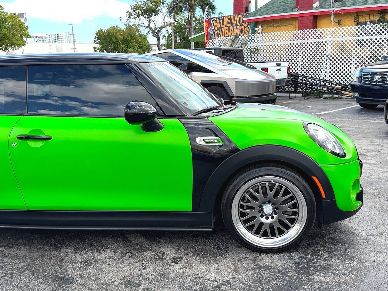 Used 2019 MINI Cooper S FWD image 11