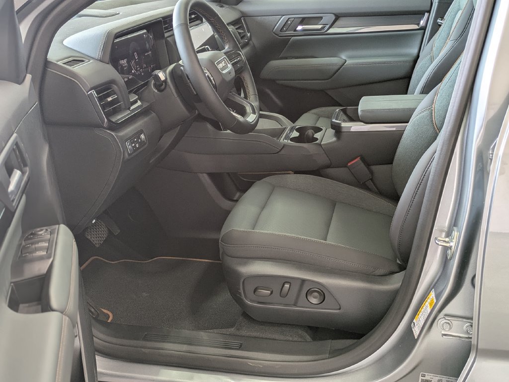 New 2026 GMC Terrain AT4 AWD/4WD image 44