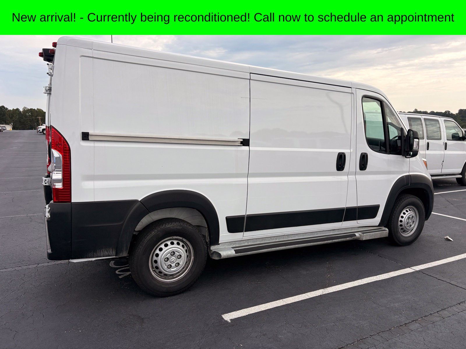 Used 2025 RAM ProMaster 2500 w/ U-Haul Equipment Group FWD image 3