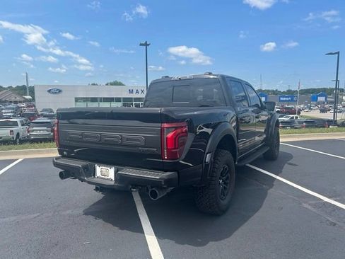 Used 2025 Ford F150 Raptor AWD/4WD image 9