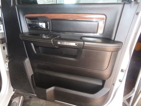 Used 2014 RAM 2500 Laramie image 37