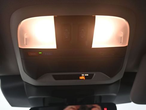 Certified 2025 Subaru Crosstrek 2.0i Premium image 11