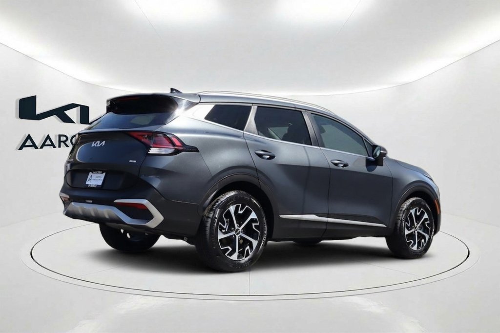 Used 2023 Kia Sportage EX AWD/4WD image 4