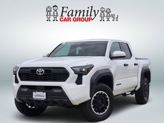 Used 2024 Toyota Tacoma TRD Off-Road video 1