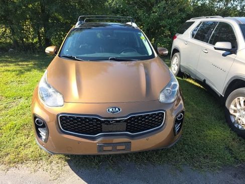 Used 2017 Kia Sportage EX w/ EX Technology Package AWD/4WD image 2
