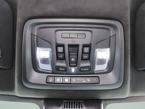 Used 2025 GMC Sierra 2500 Denali Ultimate AWD/4WD image 18