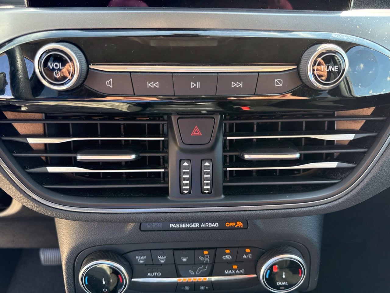 Used 2025 Ford Escape Active FWD image 24