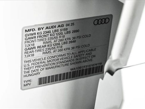 Certified 2025 Audi Q3 2.0T Premium w/ Convenience Package image 26