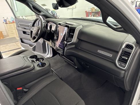 Certified 2025 RAM 2500 Big Horn AWD/4WD image 19