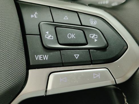Used 2025 Volkswagen Taos S AWD/4WD image 27