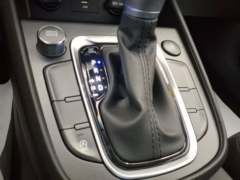 Certified 2023 Hyundai Kona SEL AWD/4WD image 24