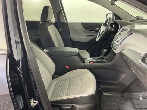 Used 2020 Chevrolet Equinox LS w/ LS Convenience Package FWD image 13