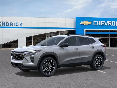 New 2026 Chevrolet Trax RS FWD image 3