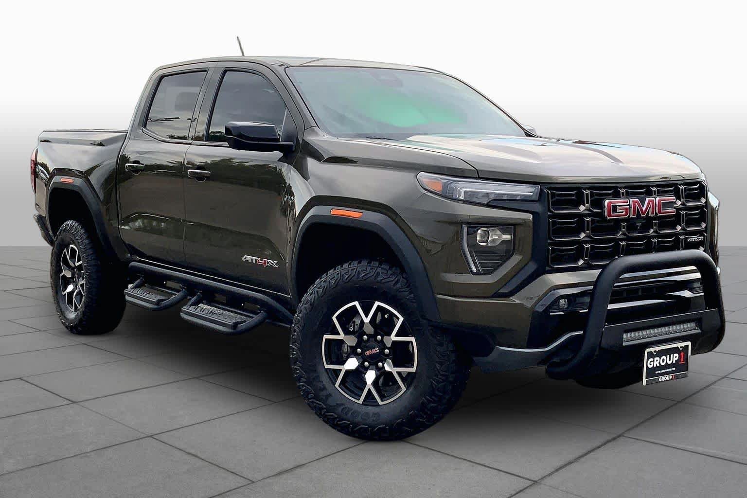 Used 2024 GMC Canyon AT4X AWD/4WD image 3