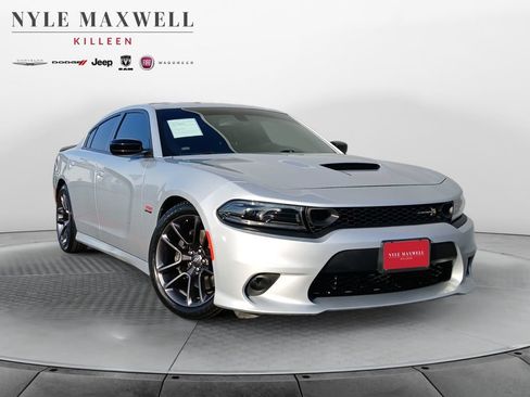 Used 2023 Dodge Charger Scat Pack w/ Plus Group RWD image 2