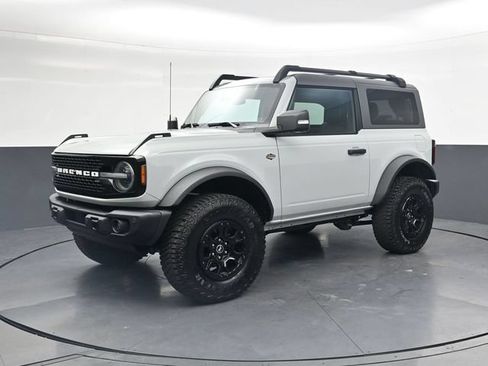 Used 2023 Ford Bronco Wildtrak AWD/4WD image 9