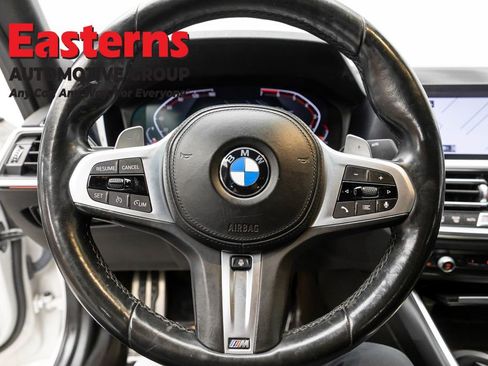 Used 2022 BMW 330i xDrive Sedan w/ M Sport Package image 10