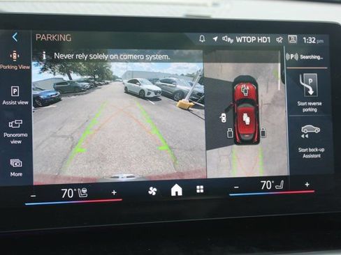 Used 2025 BMW X2 xDrive28i w/ Premium Package image 19