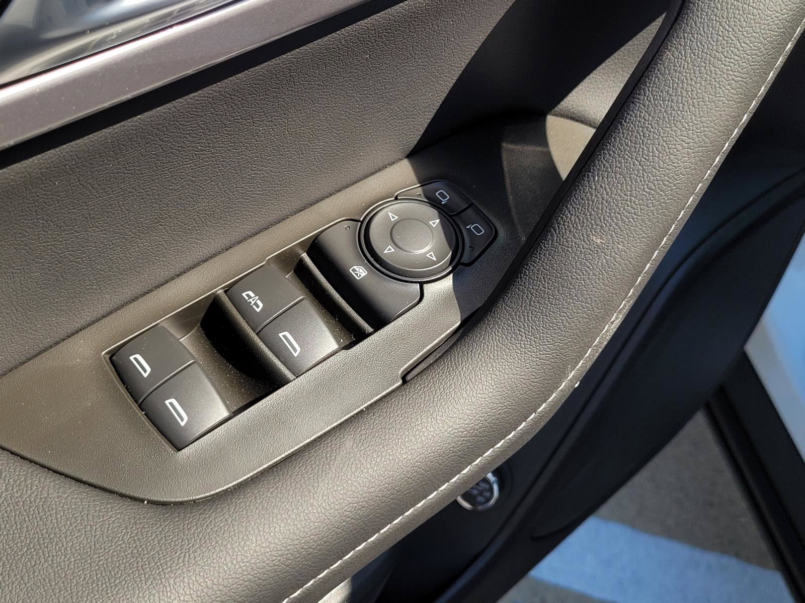 New 2026 Chevrolet Blazer LT w/ Convenience Package FWD image 15