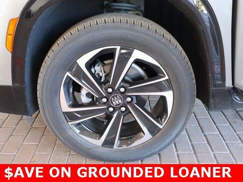 New 2025 Buick Enclave Sport Touring w/ Power Package image 9