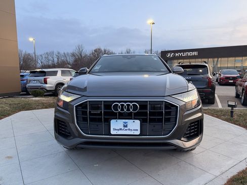 Used 2019 Audi Q8 Prestige image 16