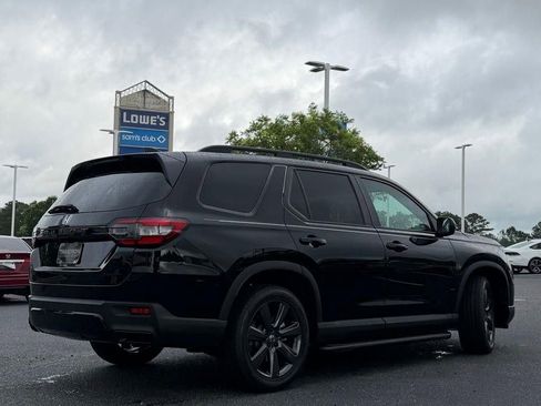 New 2026 Honda Pilot Sport image 9