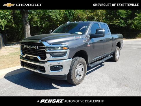 Used 2025 RAM 2500 Tradesman AWD/4WD image 1