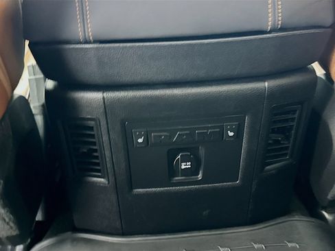 Used 2013 RAM 1500 Laramie Longhorn w/ Convenience Group RWD image 31