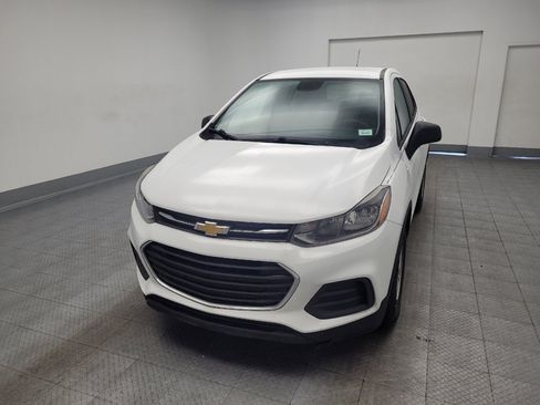 Used 2020 Chevrolet Trax LS w/ Tint and Cruise Package FWD image 15