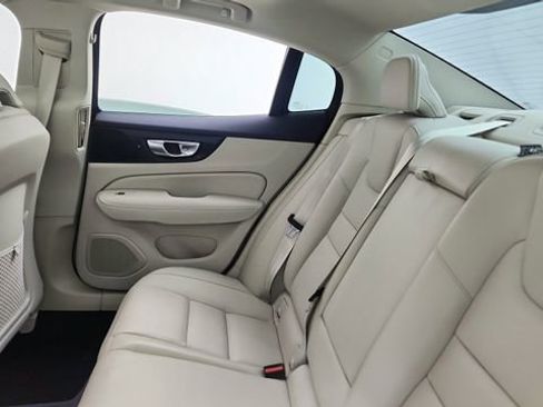 Used 2024 Volvo S60 B5 Plus w/ Climate Package image 30