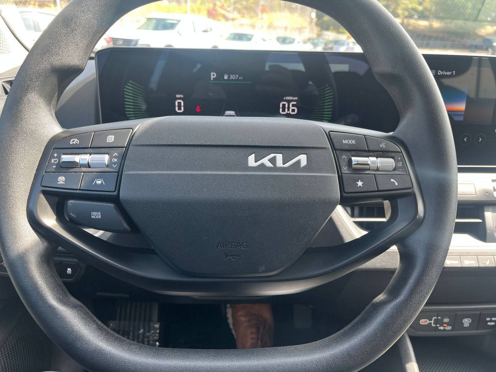 Used 2025 Kia K4 FWD image 28
