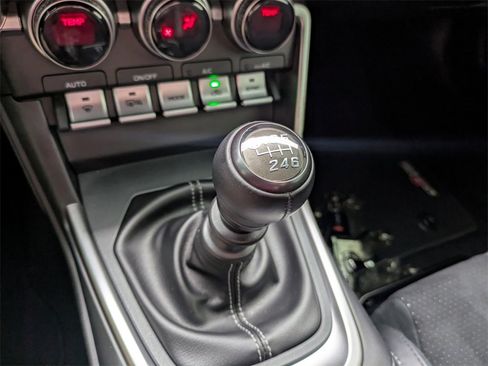 Used 2025 Toyota GR86 Premium image 16