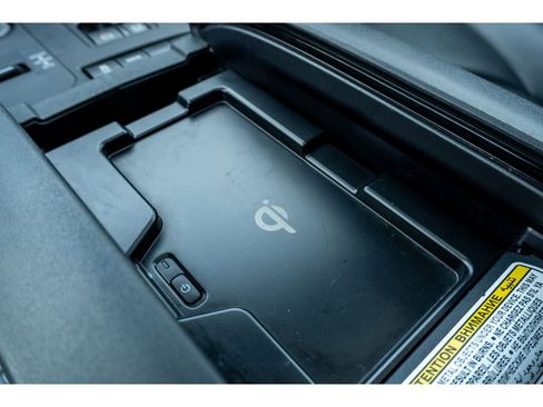 Used 2022 Toyota Highlander XLE image 33