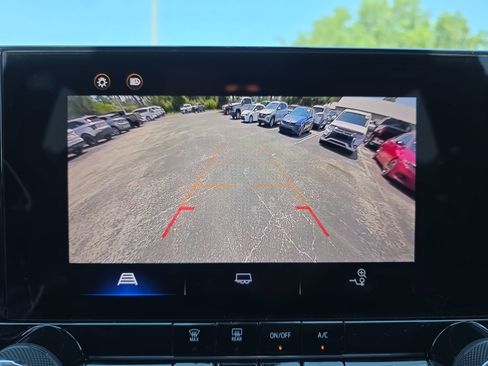 Certified 2024 Chevrolet Colorado Trail Boss w/ Advanced Trailering Package image 23