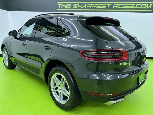 Used 2018 Porsche Macan AWD/4WD image 7