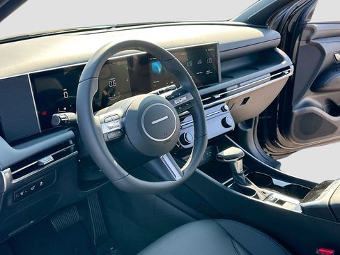 New 2026 Hyundai Tucson XRT image 4