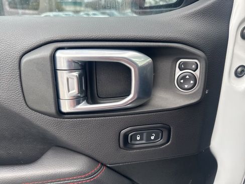 Used 2022 Jeep Wrangler Unlimited Rubicon w/ Cold Weather Group image 24