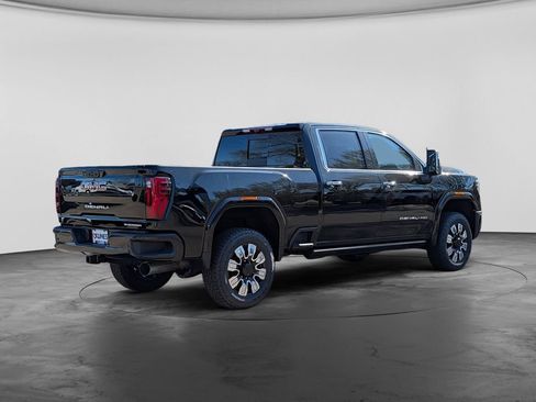 New 2026 GMC Sierra 3500 Denali w/ Denali Reserve Package AWD/4WD image 22