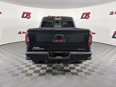 Used 2018 GMC Sierra 1500 Denali w/ Denali Ultimate Package AWD/4WD image 6