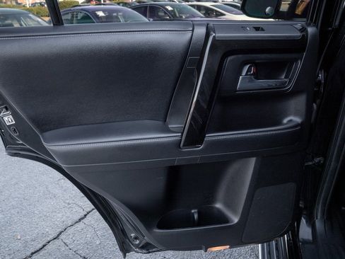 Used 2019 Toyota 4Runner Limited image 10