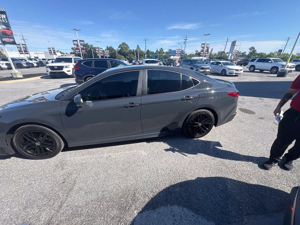 Used 2026 Toyota Camry SE w/ Multimedia Upgrade Package FWD image 3