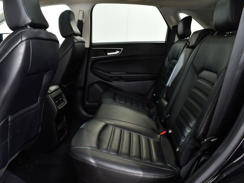 Used 2024 Ford Edge SEL w/ Convenience Package image 16