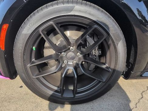 Used 2023 Dodge Charger SRT Hellcat w/ Harman/Kardon Audio Group RWD image 5