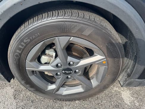 Used 2025 Kia K4 FWD image 44