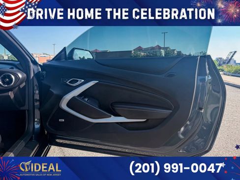 Used 2021 Chevrolet Camaro LT w/ Technology Package RWD image 21