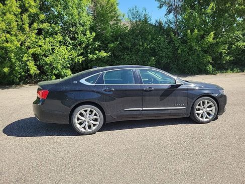 Used 2014 Chevrolet Impala LTZ FWD image 8