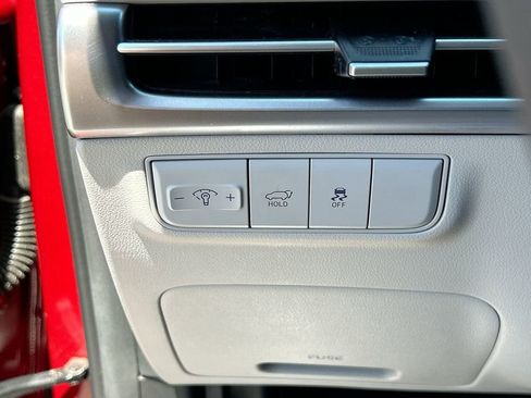 Certified 2025 Hyundai Tucson SEL image 30